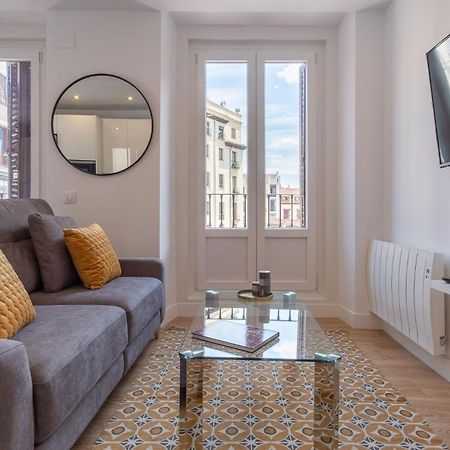 Charming Apartment For 4 Steps Away From Mercado De San Miguel , Calle Mayor IV Madrid Luaran gambar